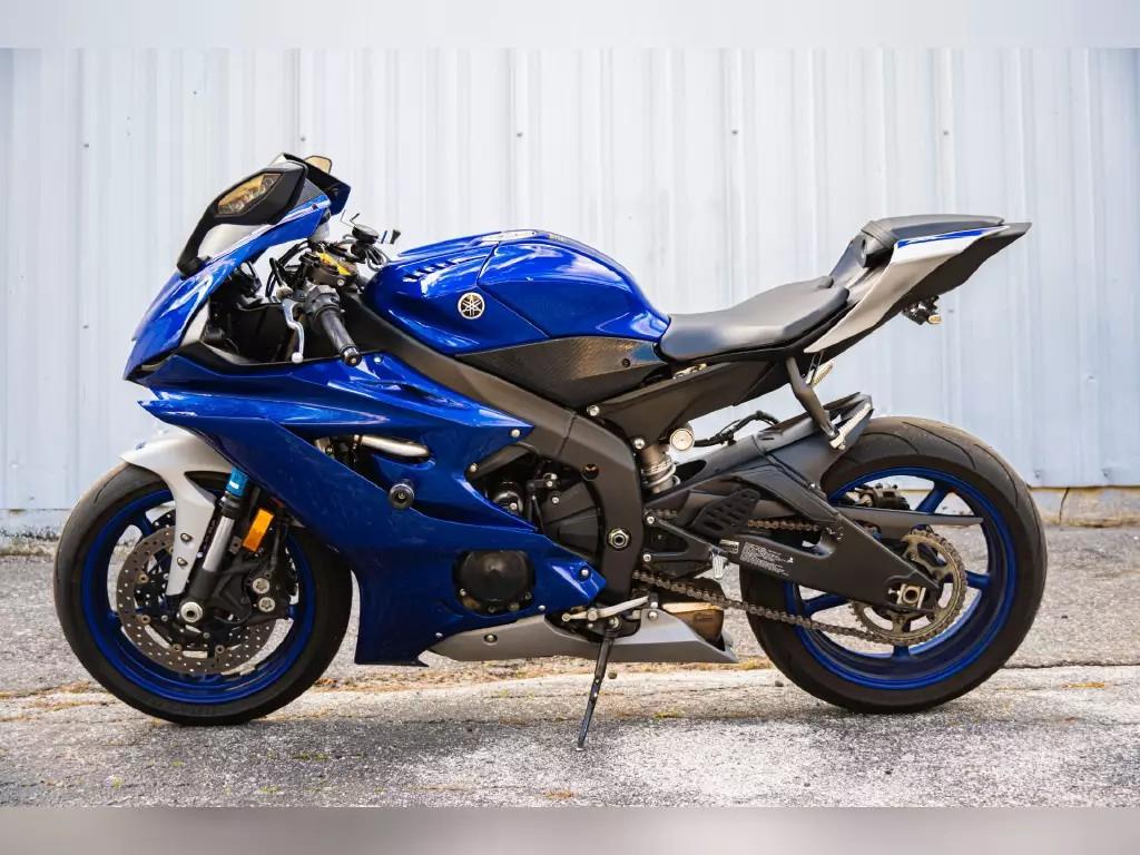 2020 yamaha R6