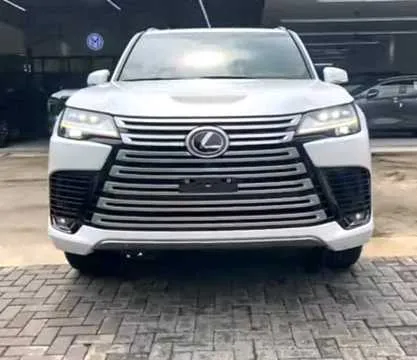 لكزس LX 600 سيجنتشر ايديشن 2023 للبيع