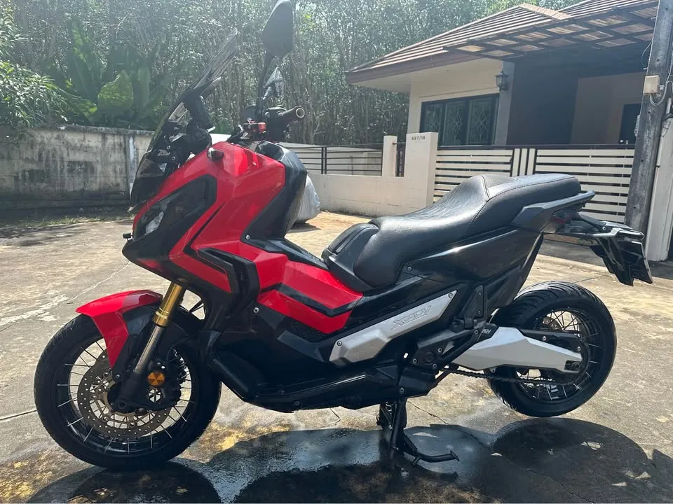 XADV 750