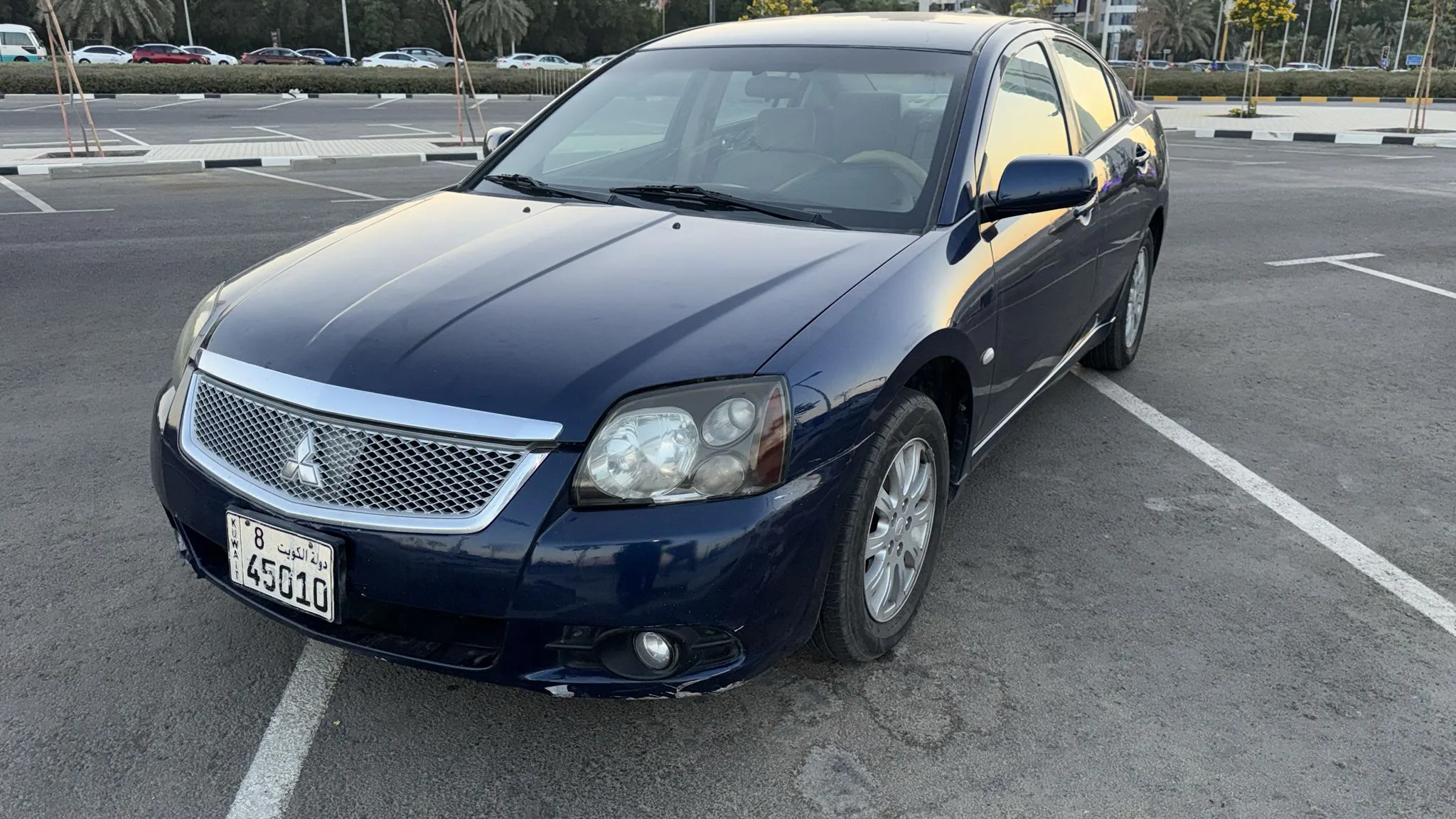 MITSUBISHI GALANT 2010