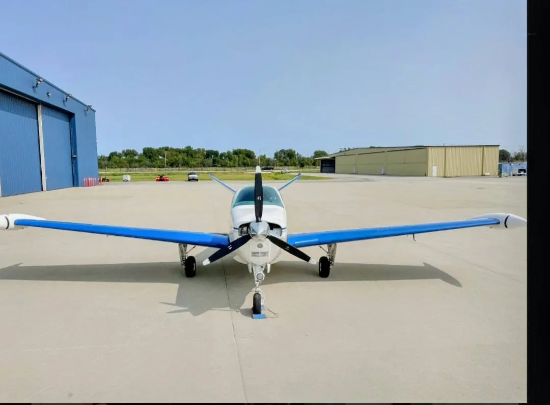 BEECHCRAFT BONANZA N4217S photo 3