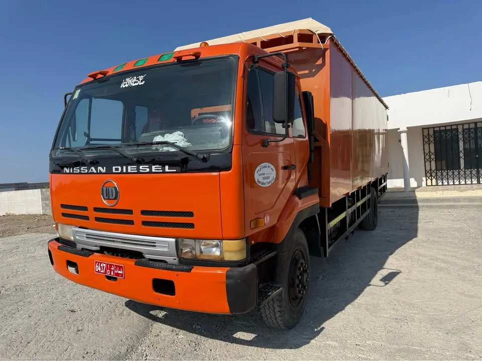 NISSAN UD DIESEL TRUCK