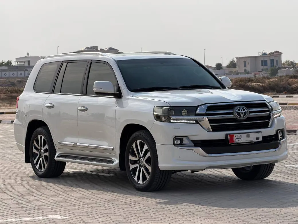 TOYOTA LAND CRUISER ZX