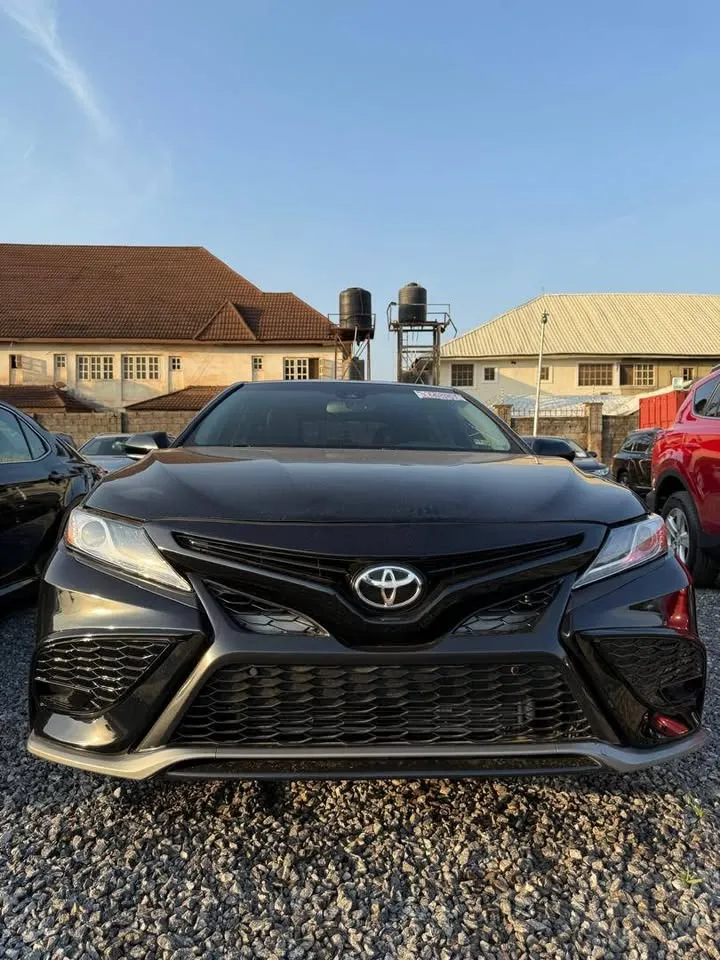 TOYOTA CAMRY XSE 2019