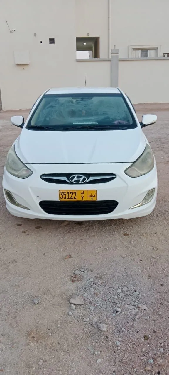 HYUNDAI ACCENT 2012 FOR SALE