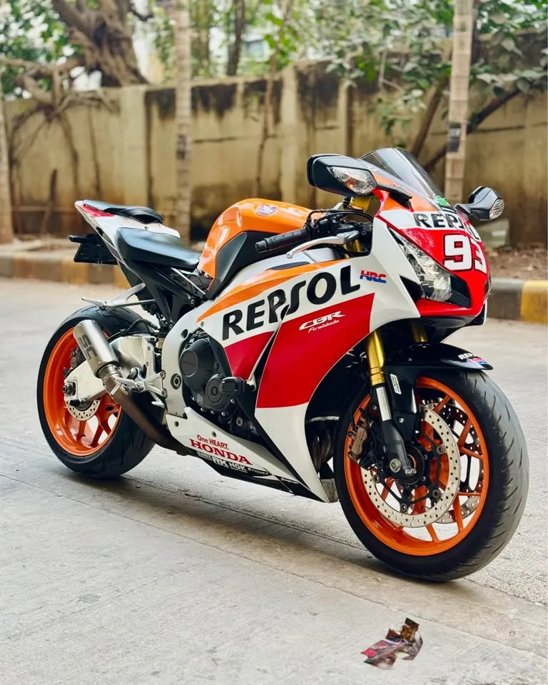 HONDA CBR 1000RR