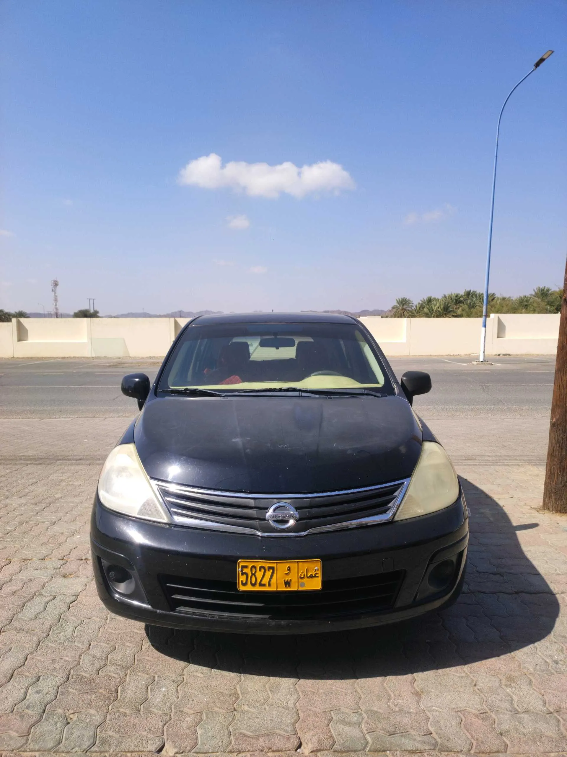 NISSAN VERSA 2012