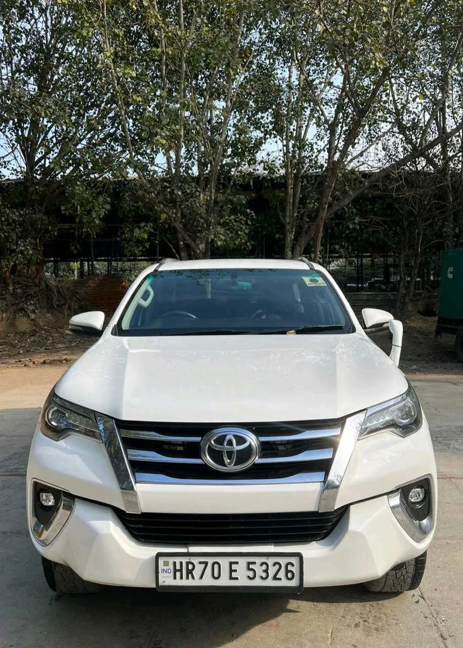 TOYOTA FORTUNER