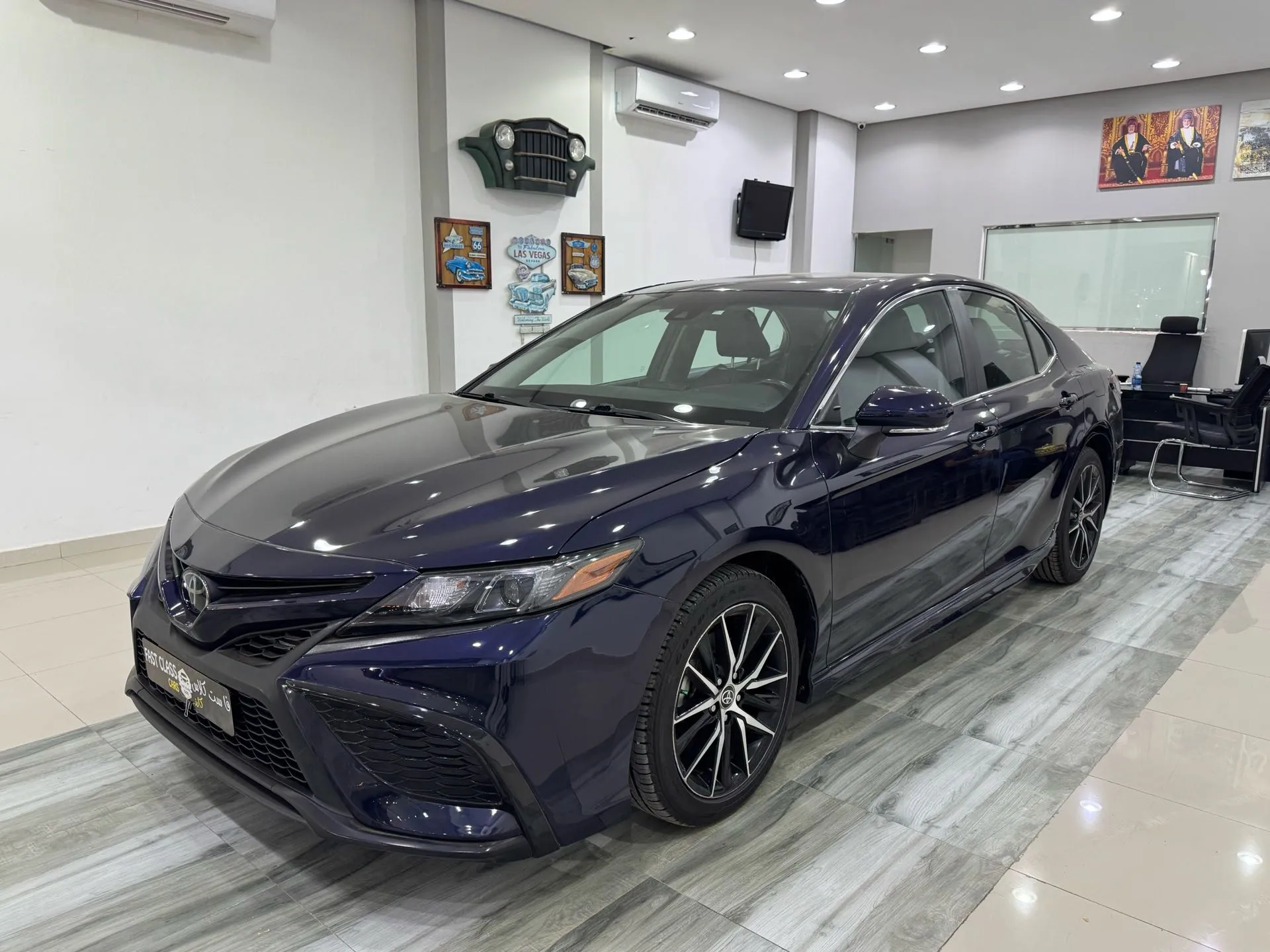 TOYOTA CAMRY SE