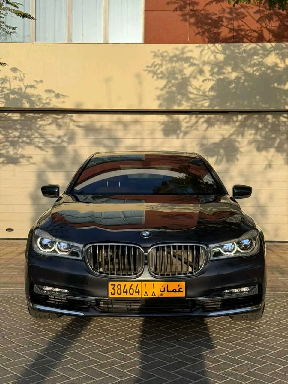 ‎اسم المركبه : بي ام BMW740  LI خليجي وكالة عمان سرفس الوكالة
‏‎موديل:2017
اللون الخارجي :رمادي
‏‎اللون الداخلي :جملي
‎نوع المقاعد:جلد
المسافه المقطوعه :117 ألف كيلو
خليجي / وارد : خليجي وكالة عمان
‏‎مواصفات
•فتحه سقف بنوراما
النقطة العمياء
شاشة الكبيرة
س