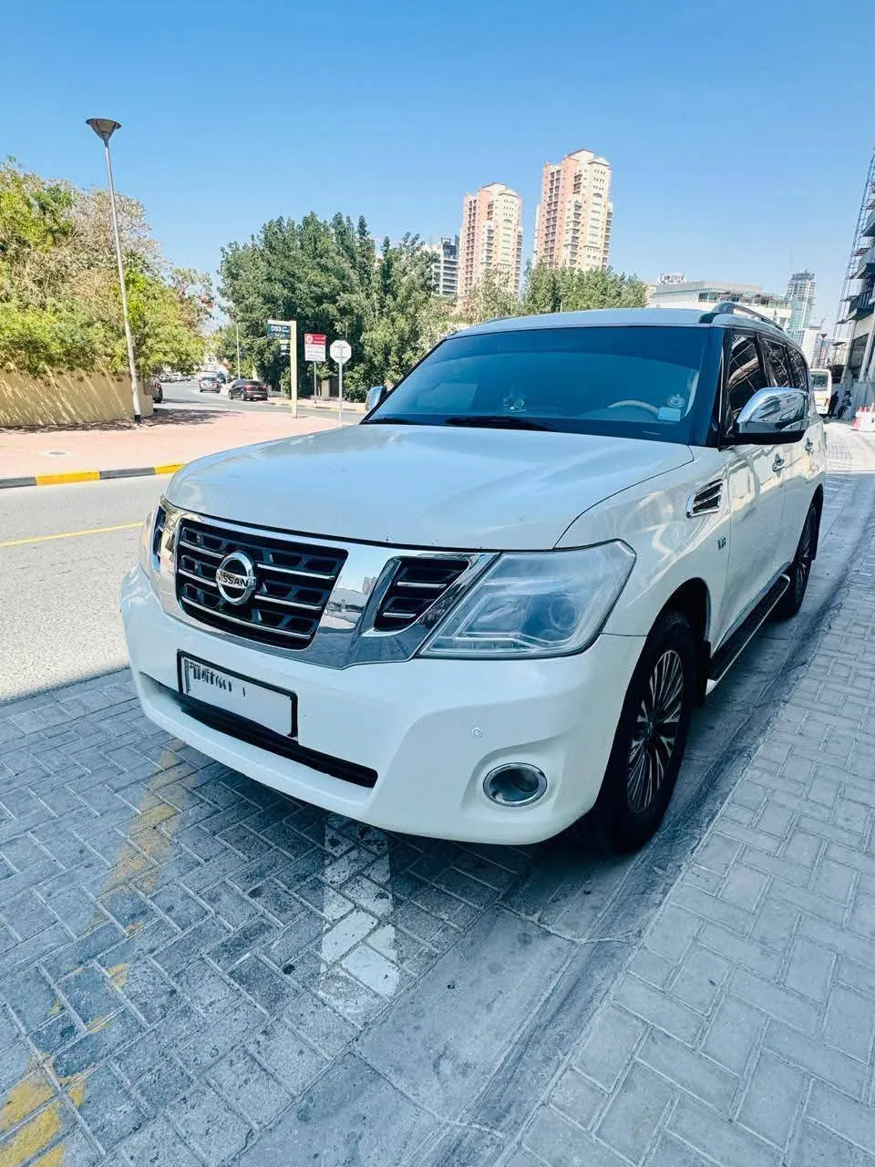 NISSAN_PATROL_SE_V8.