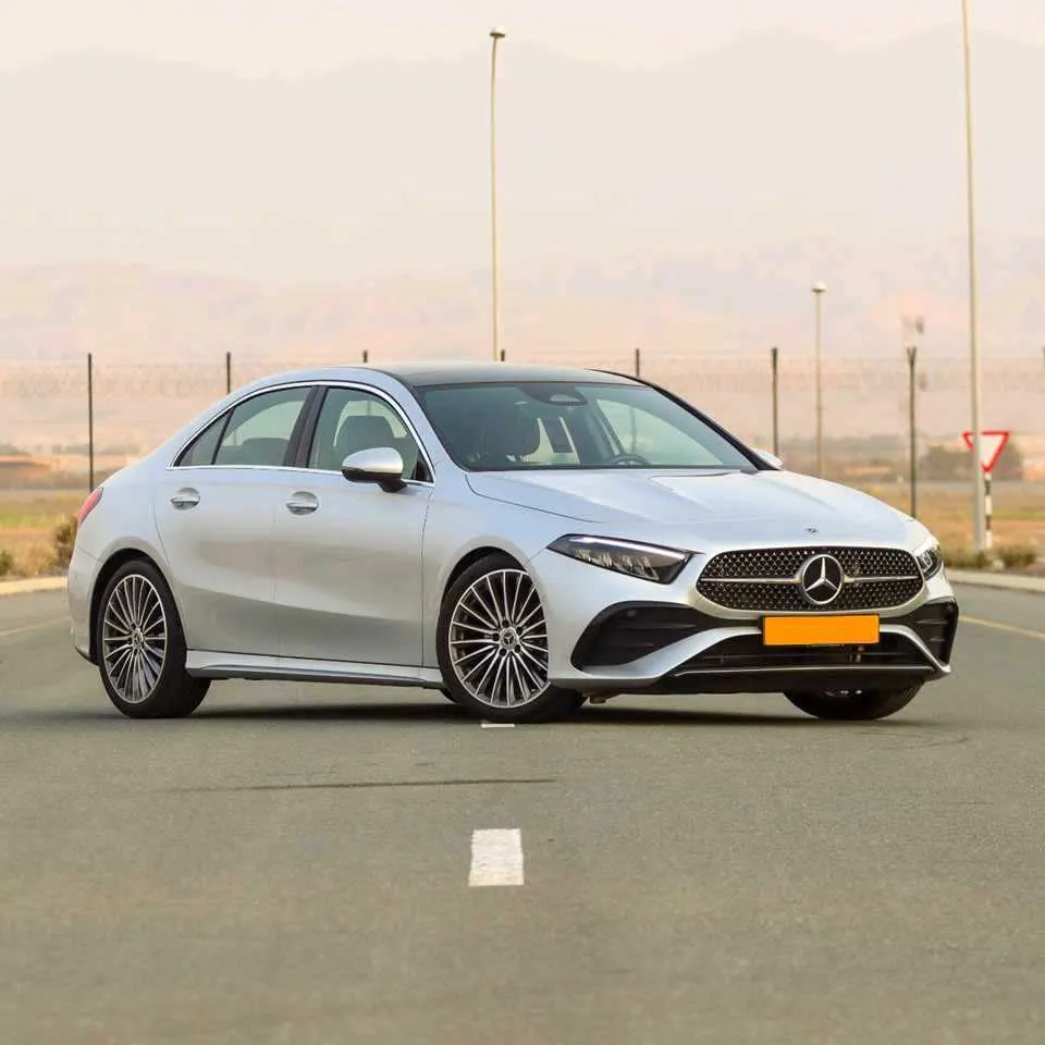 MERCEDES A200 AMG