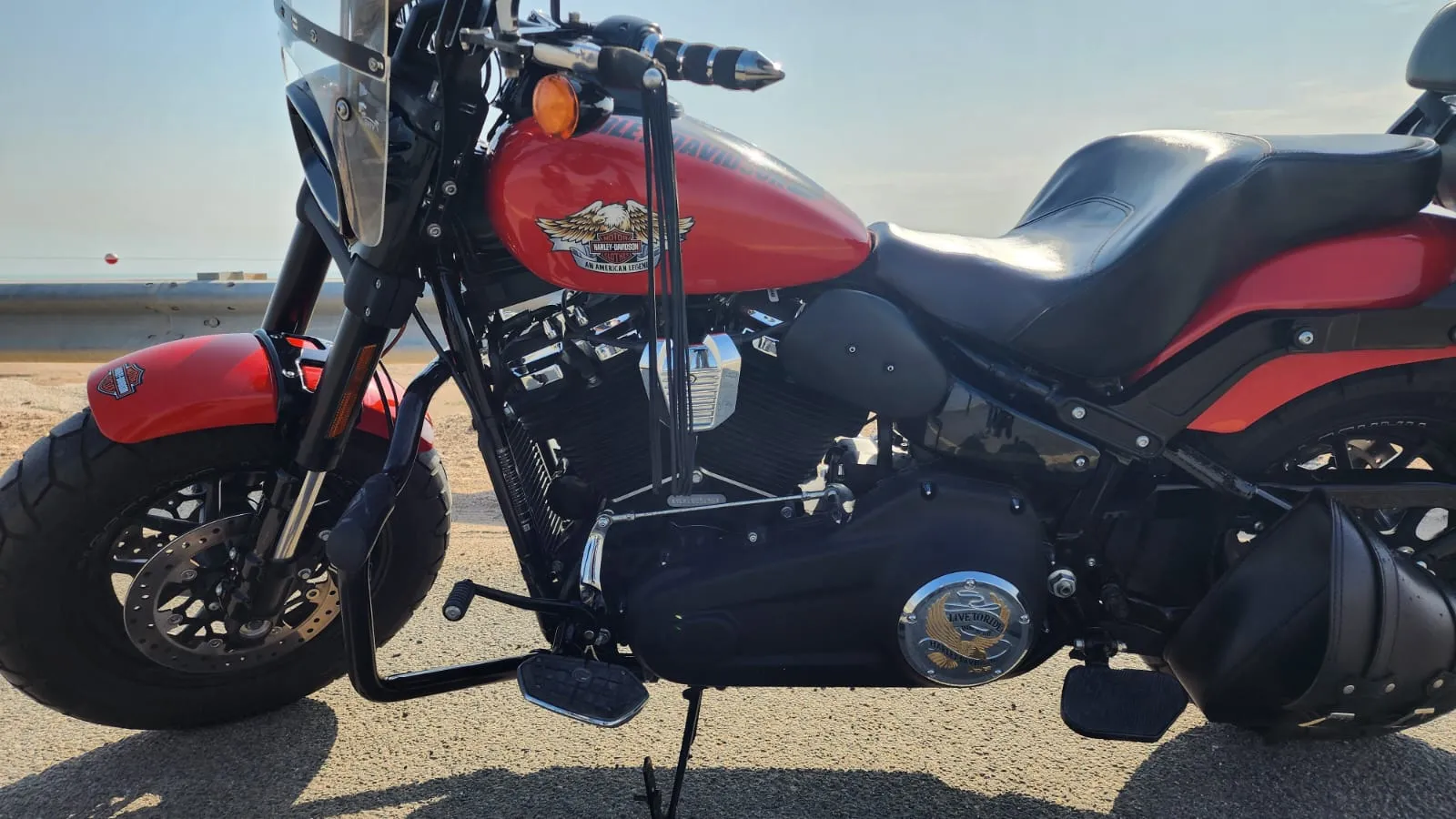 HARLEY DAVIDSON