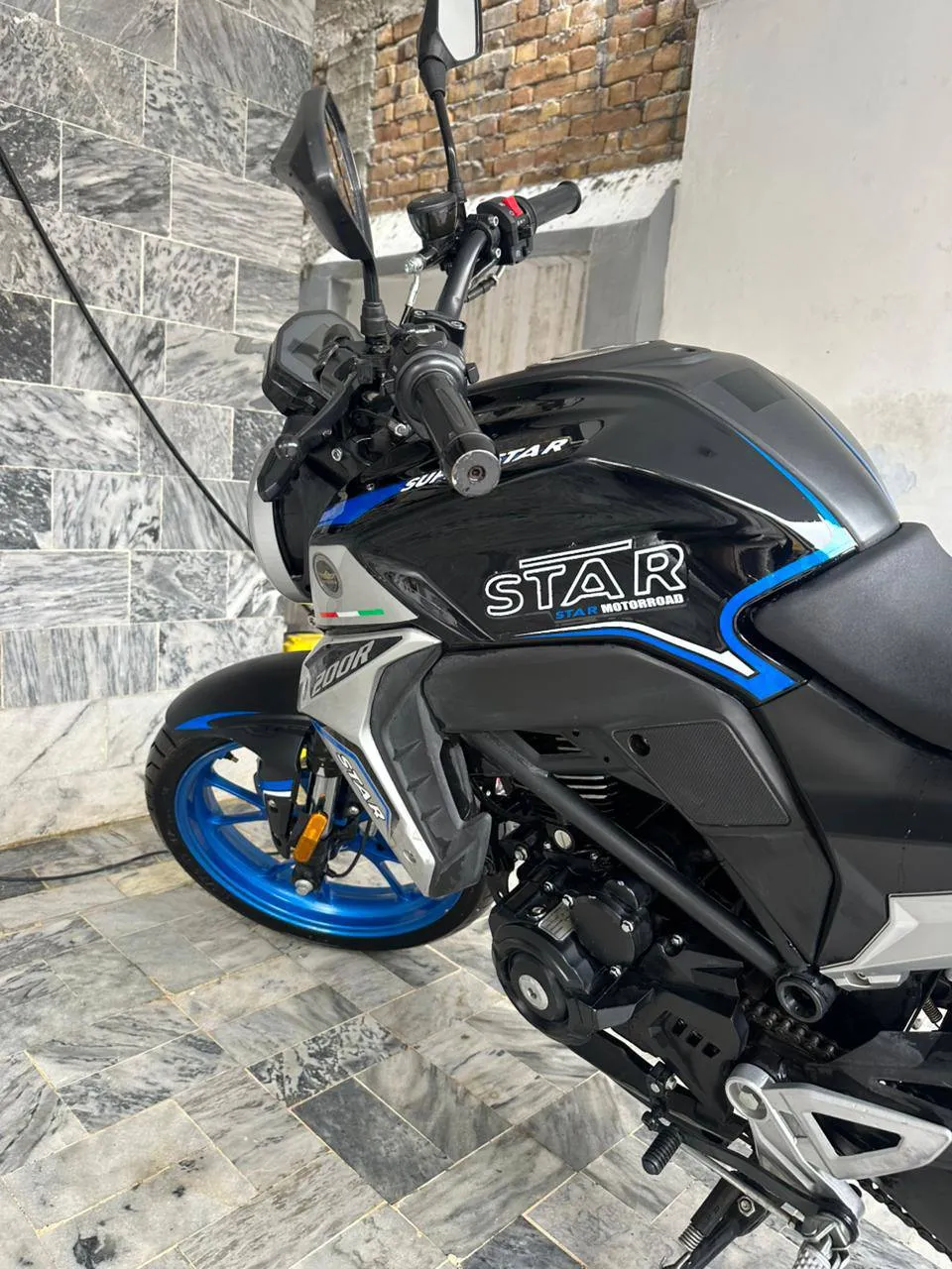 SUPER STAR 200R