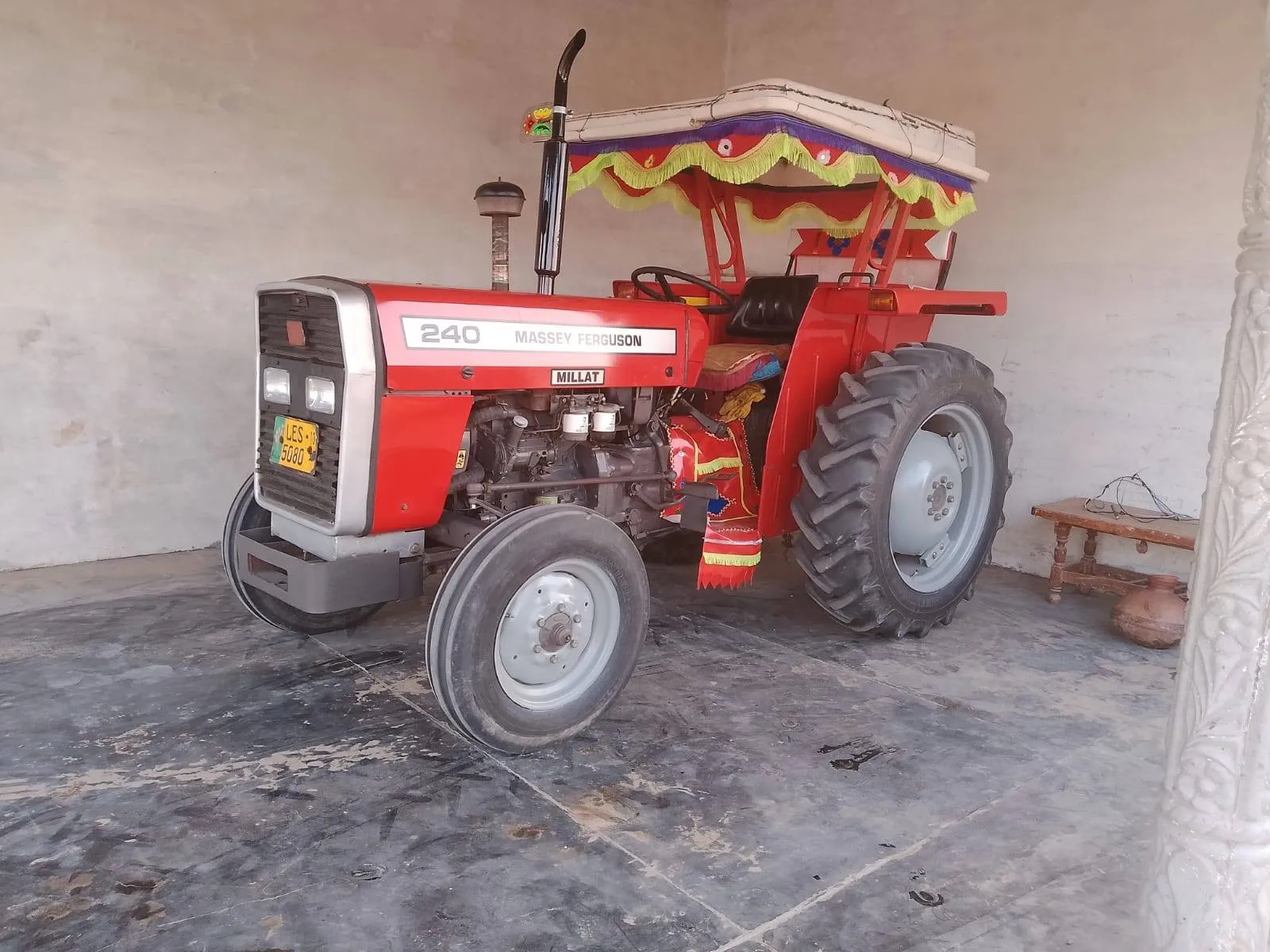 MASSEY FERGUSON 240