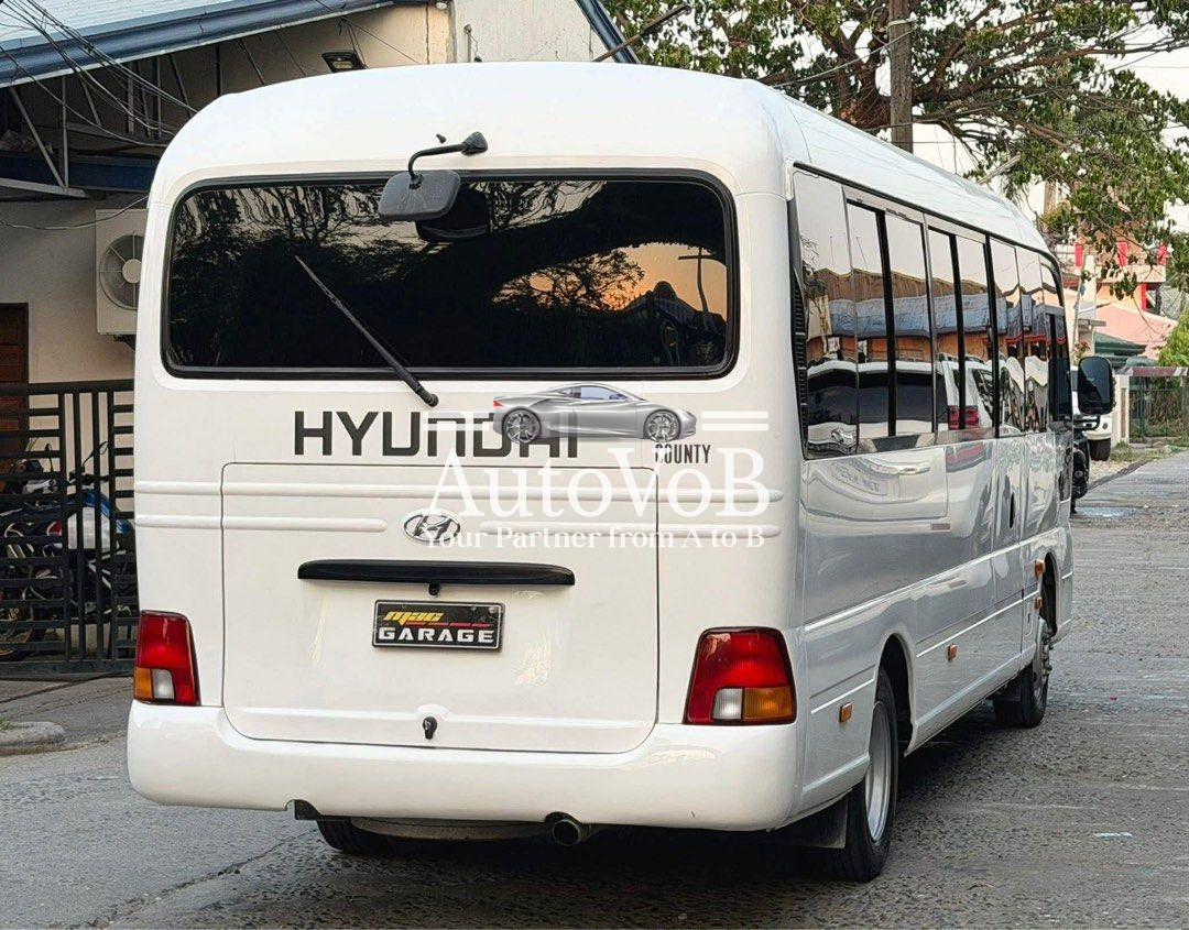HYUNDAI COUNTY COASTER MINI BUS photo 2