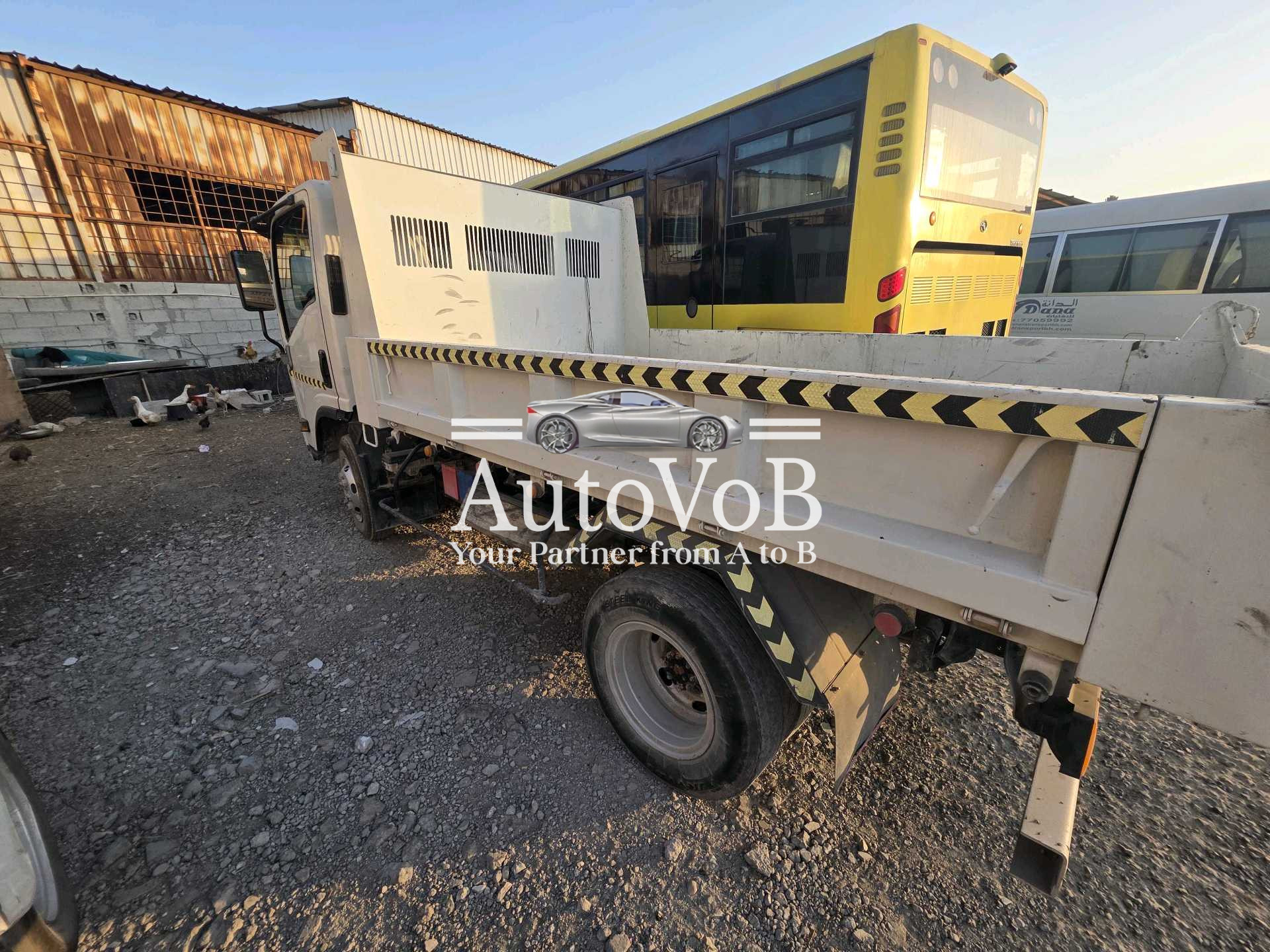 ISUZU TIPPER FOR SALE photo 2