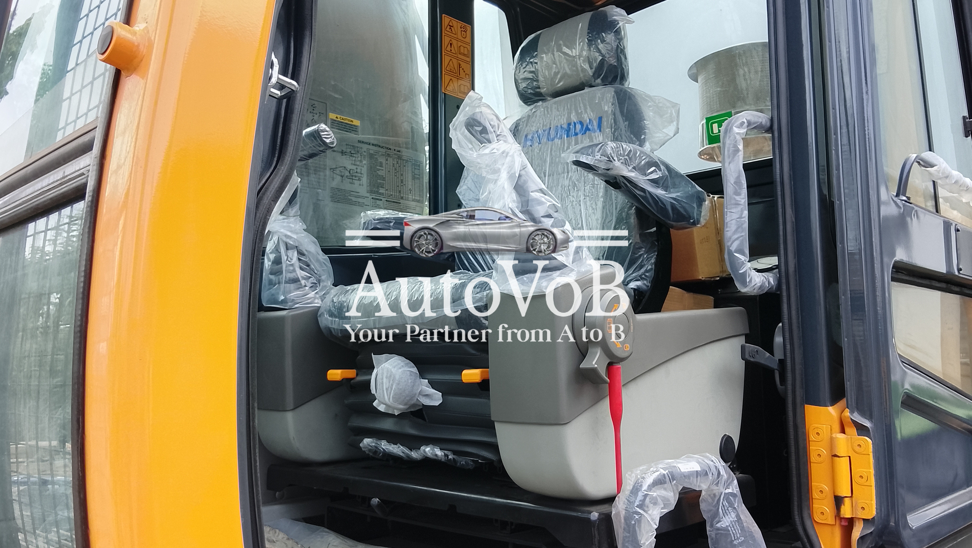 HYUNDAI R340L SMART EXCAVATOR photo 2
