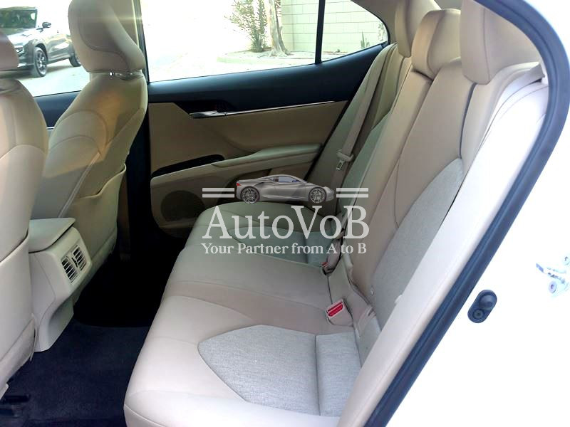 TOYOTA CAMRY GLE WHITE AGENT MAINTAINED 0-0 photo 8