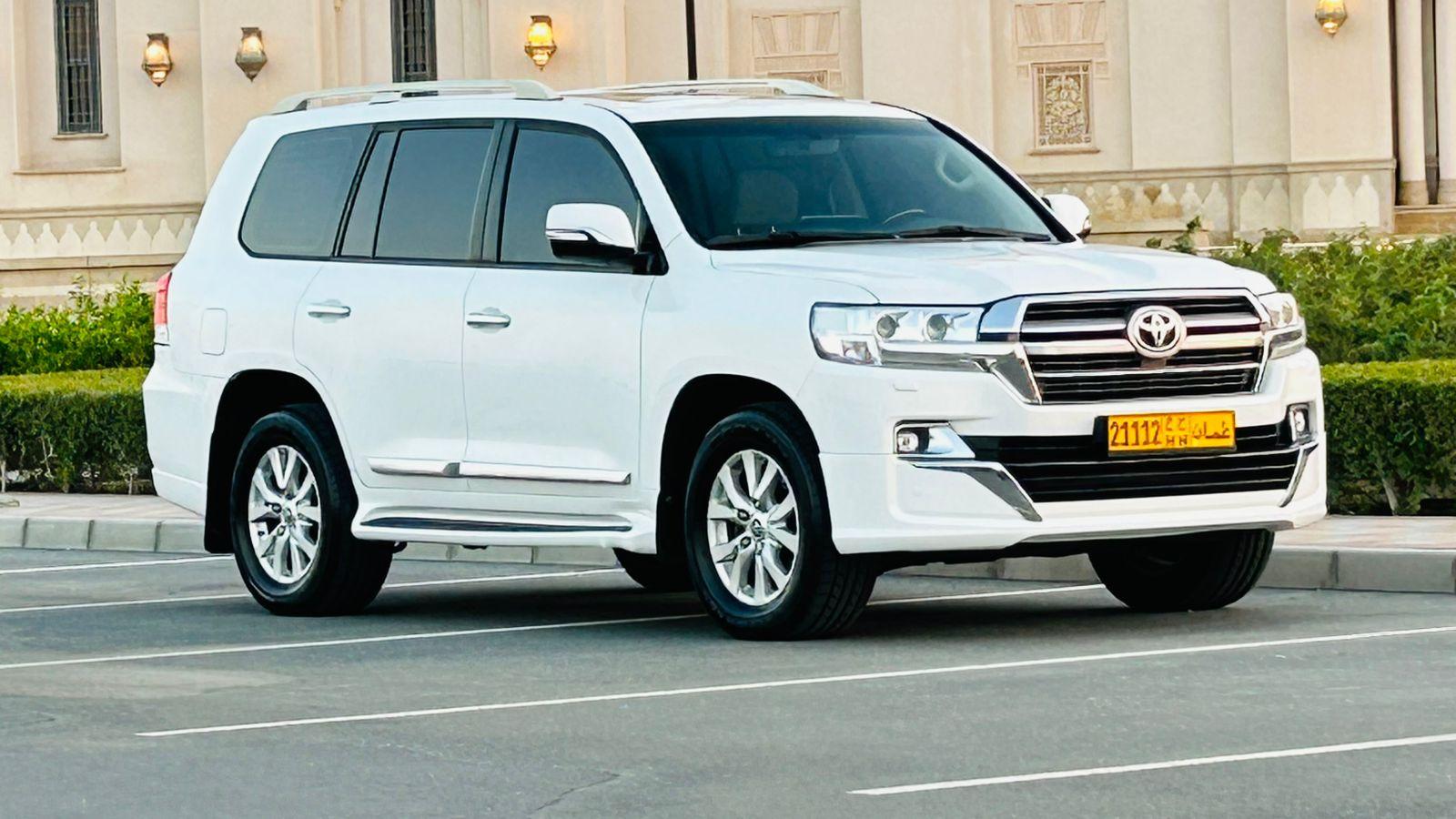 Toyota land cruiser 2020 gcc gxr v8
