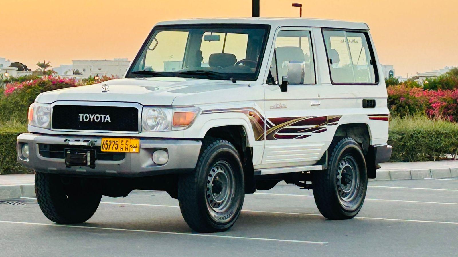 Land cruiser 2021 2d 70 series