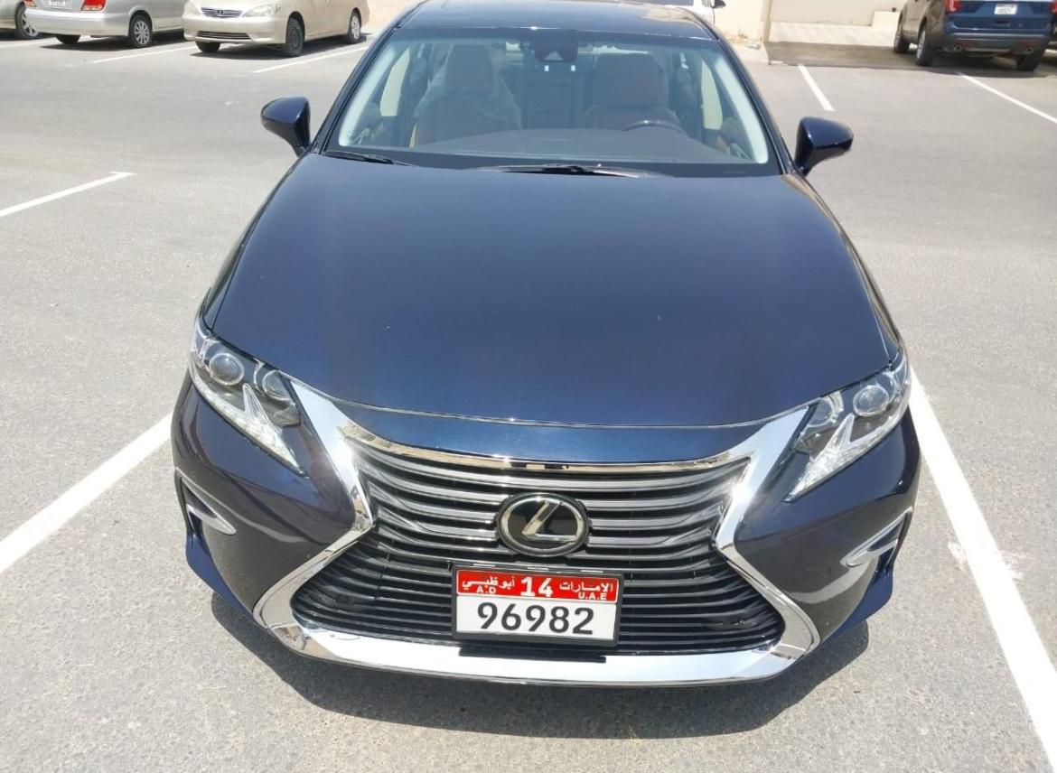 Lexus ES350 2016