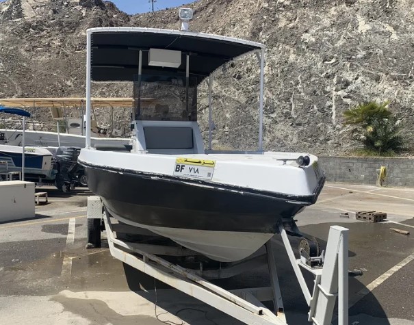 28 ft Dubai Marine