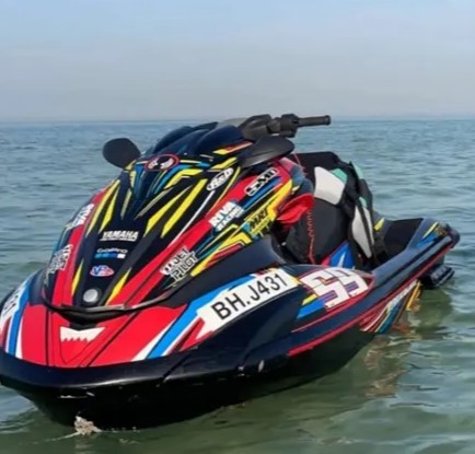 YAMAHA FZR YAMAHA 2012