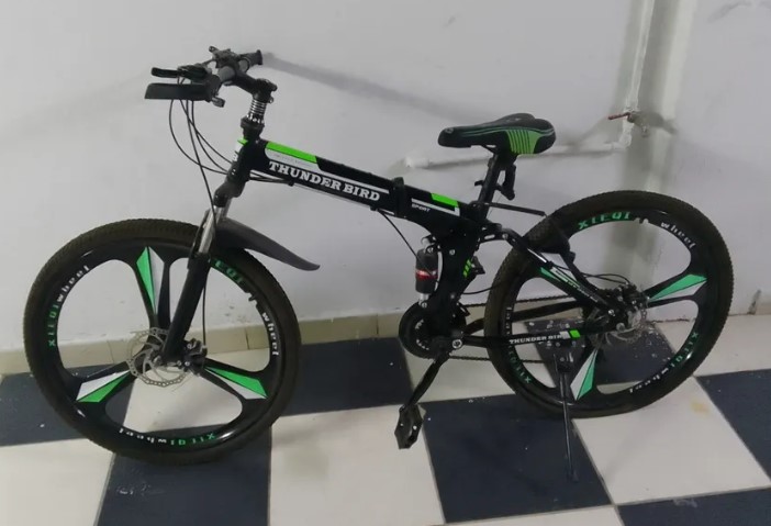Sports bike size 24