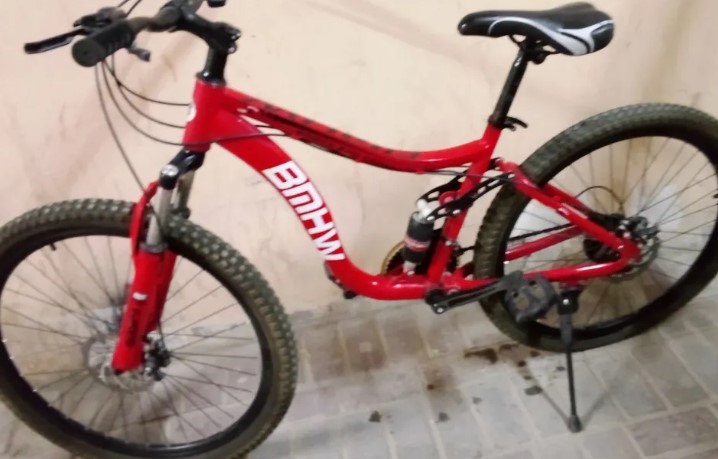 Red sport bike size 26