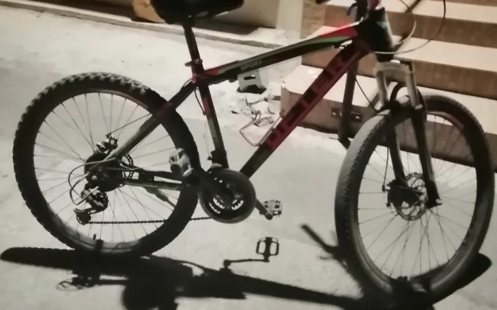 Sports bike