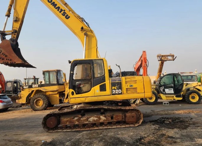 komatsu pc220