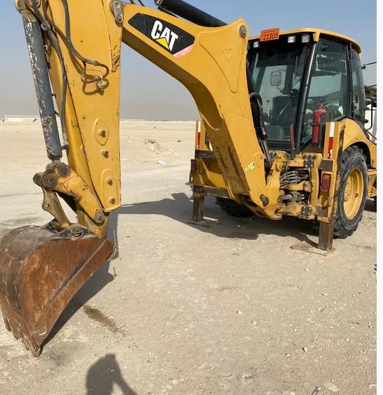 Caterpillar back hole equipment (excavator and bulldozer)