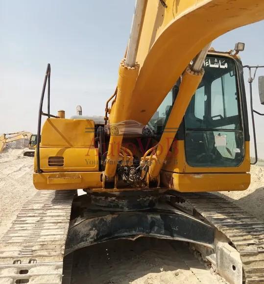 KOMATSU Excavator