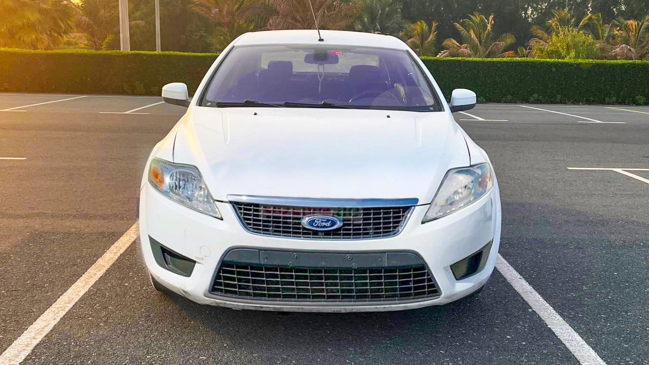 Ford Mondeo 2009 only 145km .. only 9999 DH