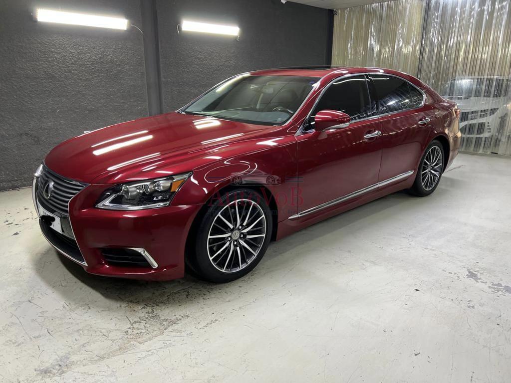 Lexus LS 460